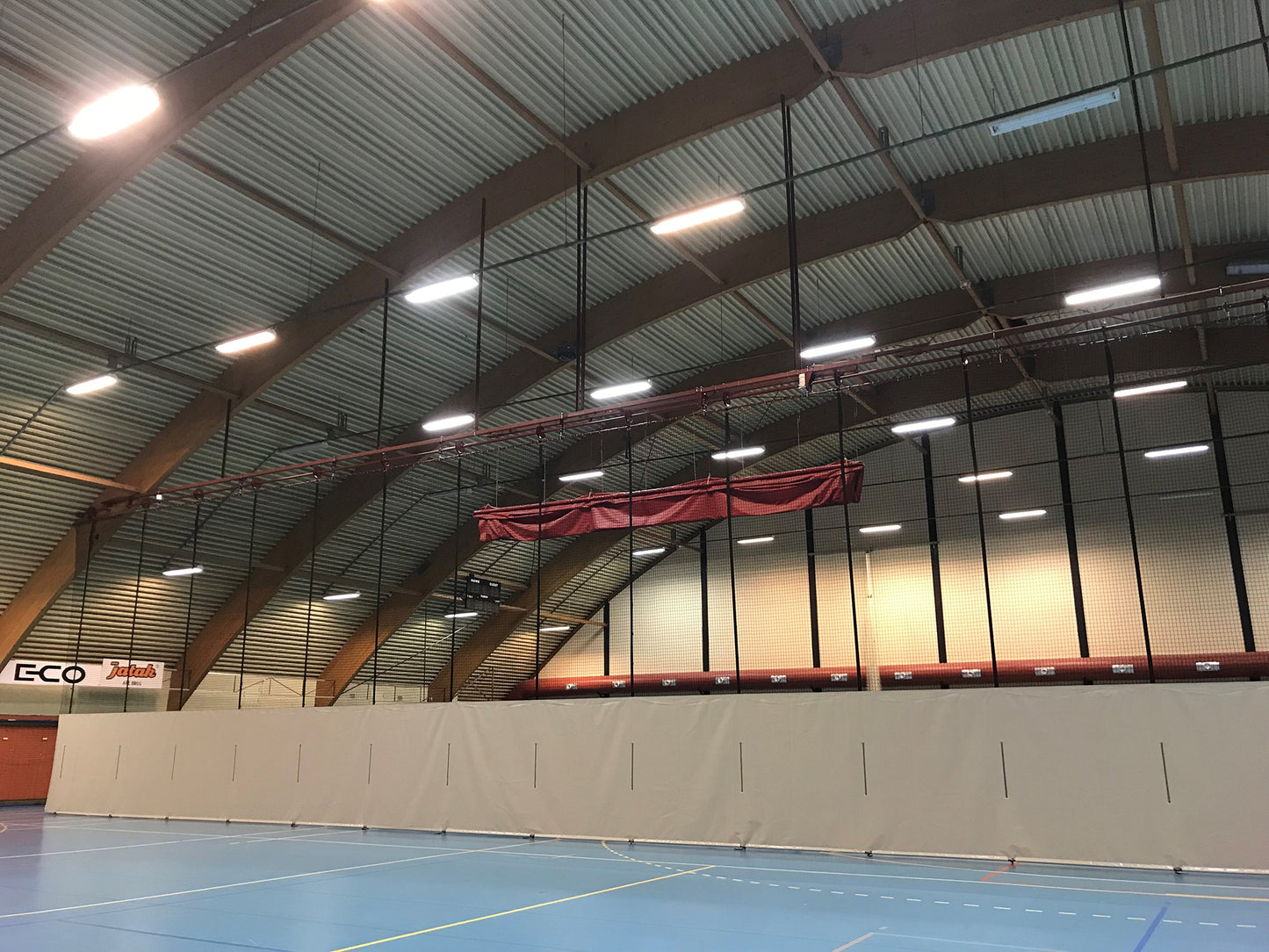 Skillevegg elektrisk