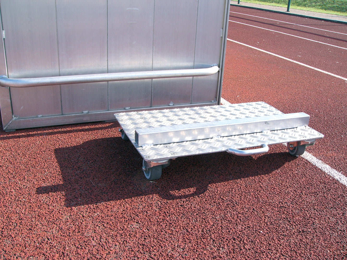 Tralle til innbytterbenk