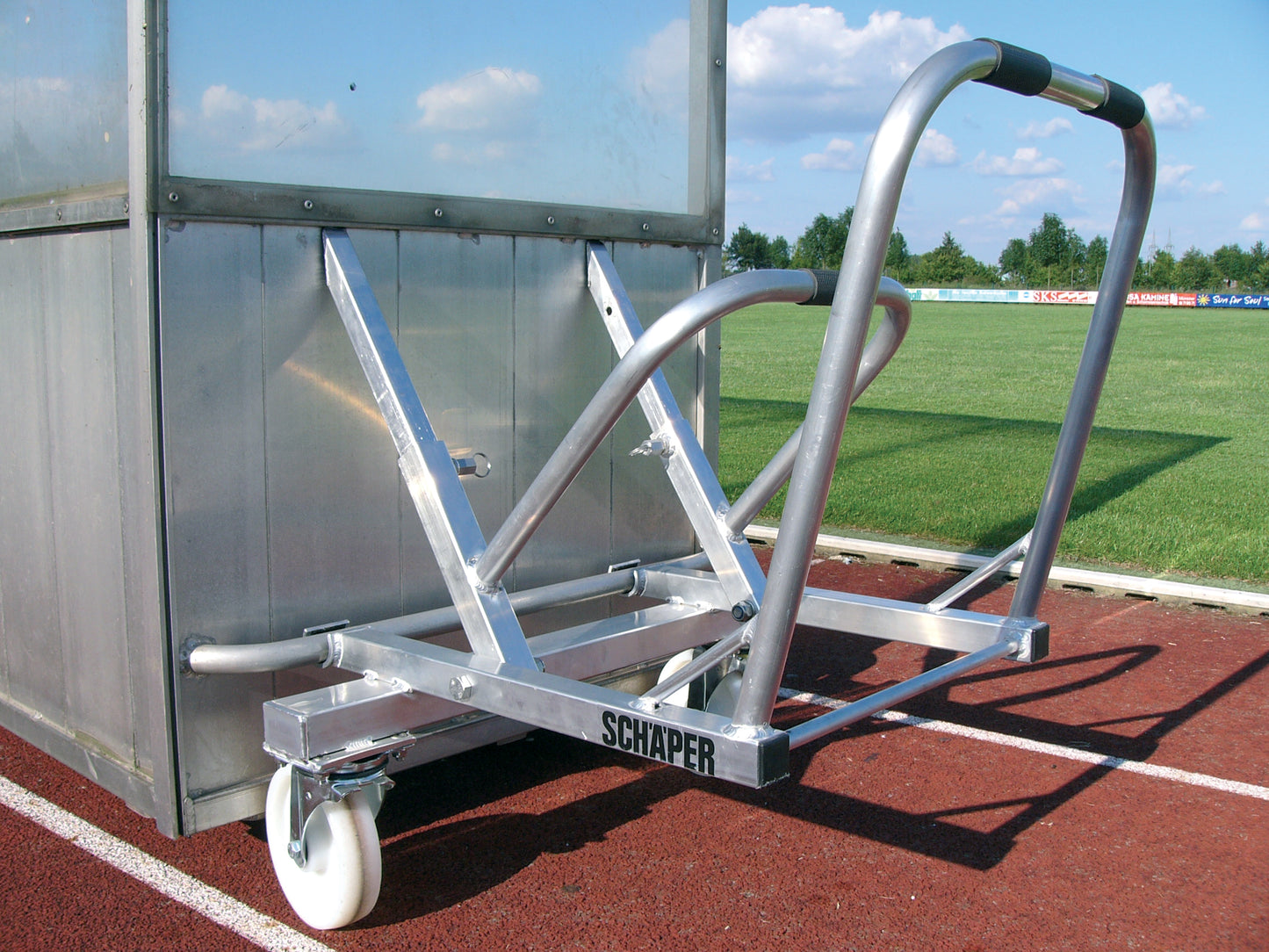 Tralle for innbytterbenk med håndtak