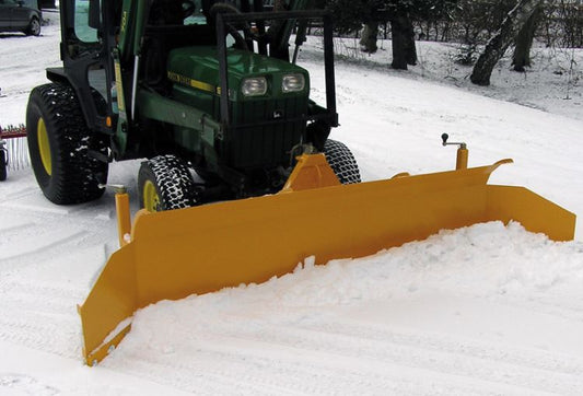 Snøplog for kunstgressbaner