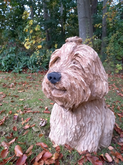 Hund Treskulptur