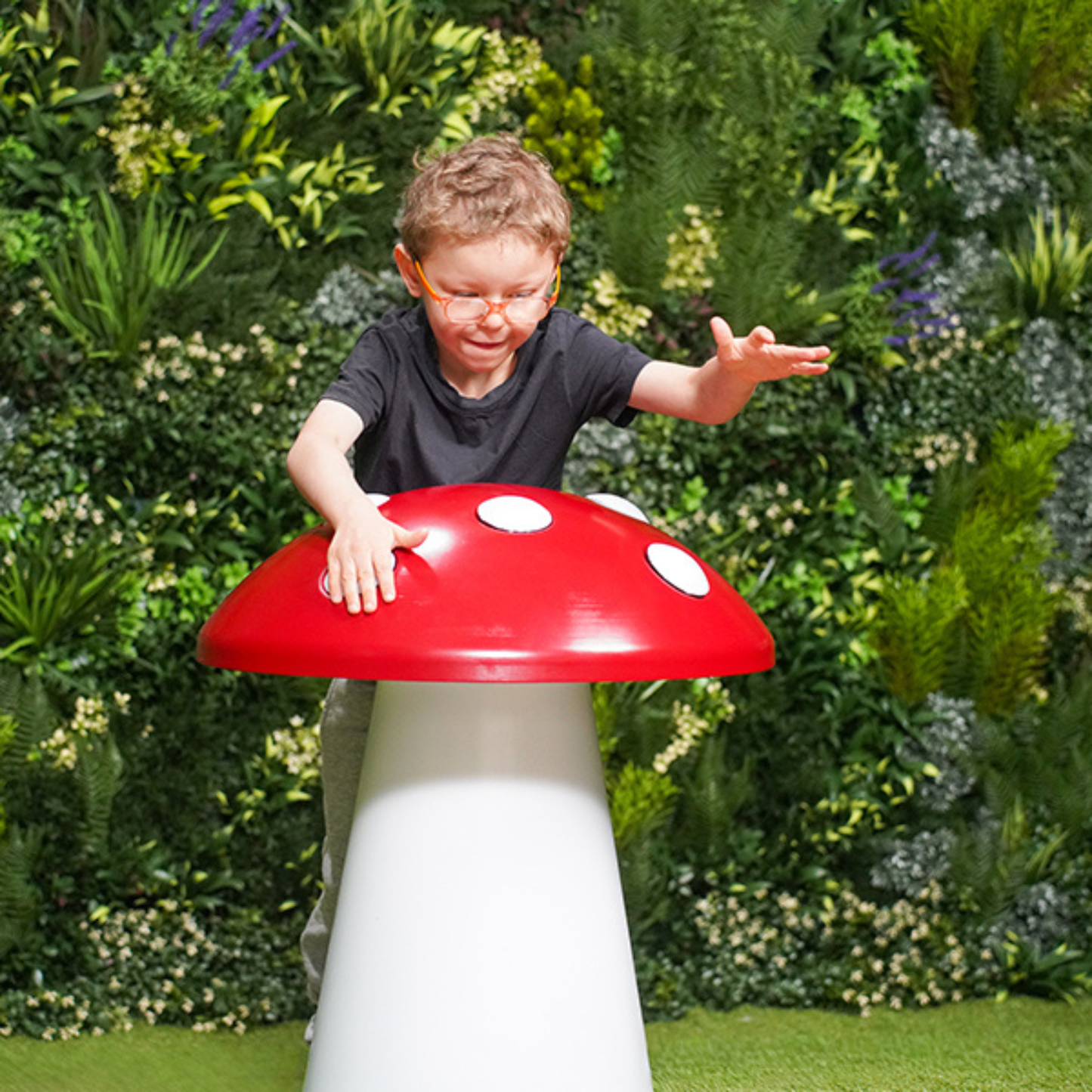The Toadstool, utendørs musikkskulptur