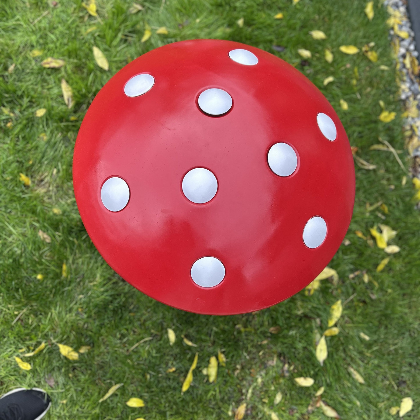 The Toadstool, utendørs musikkskulptur