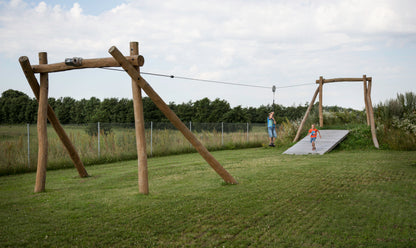 Robinia Zipline