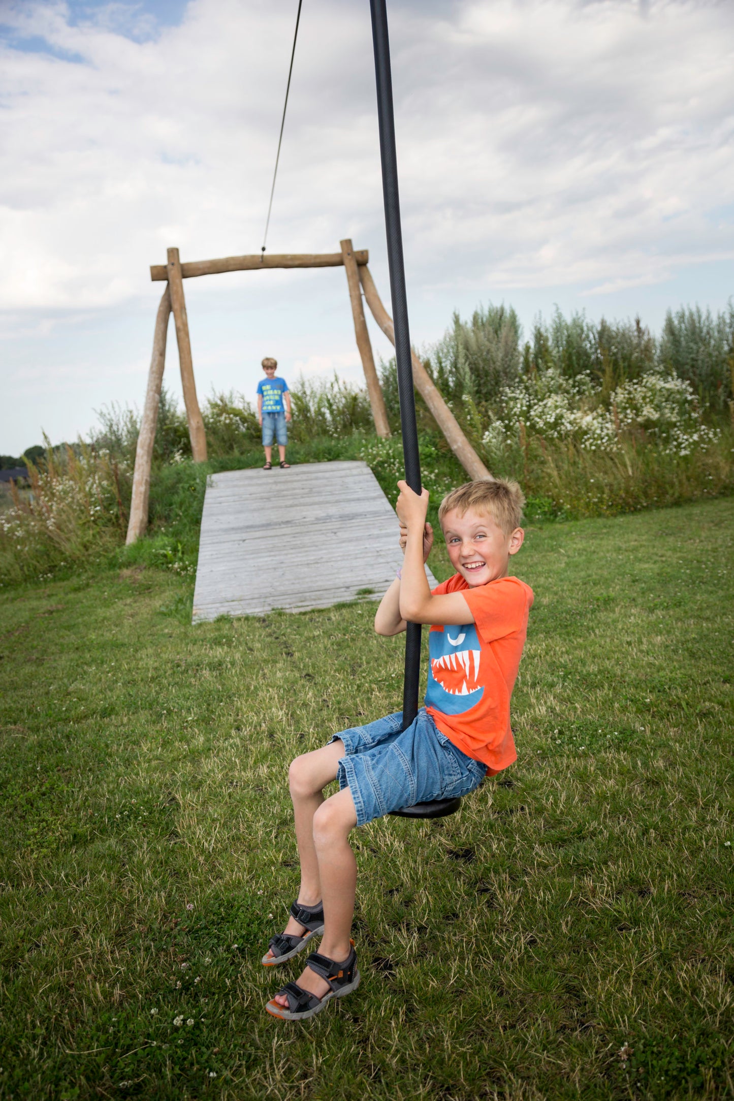 Robinia Zipline