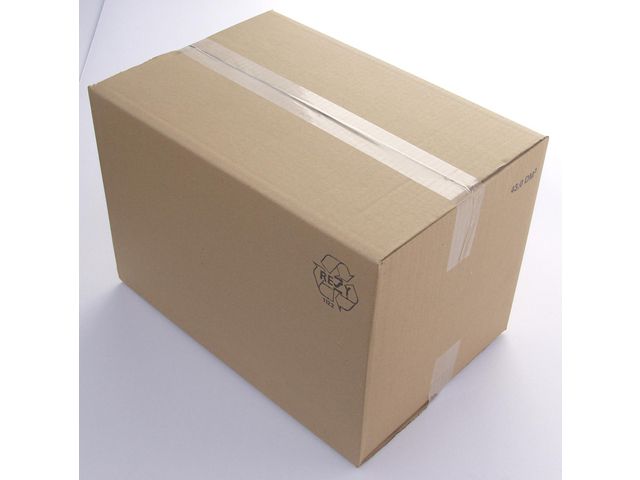 Pappeske A4 "halv" 305x215x151mm