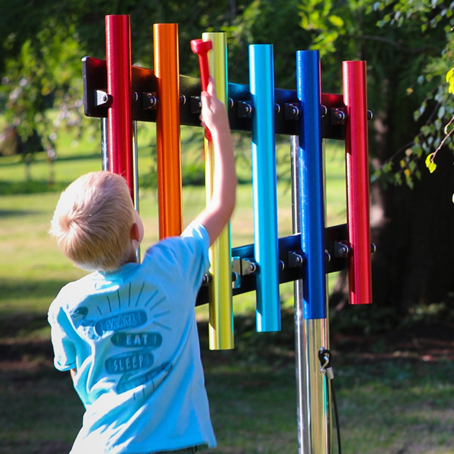 Rainbow Chimes, utendørs klokkespill