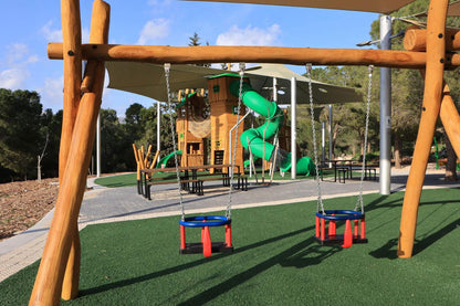 Utendørslekeplass skjult for solen