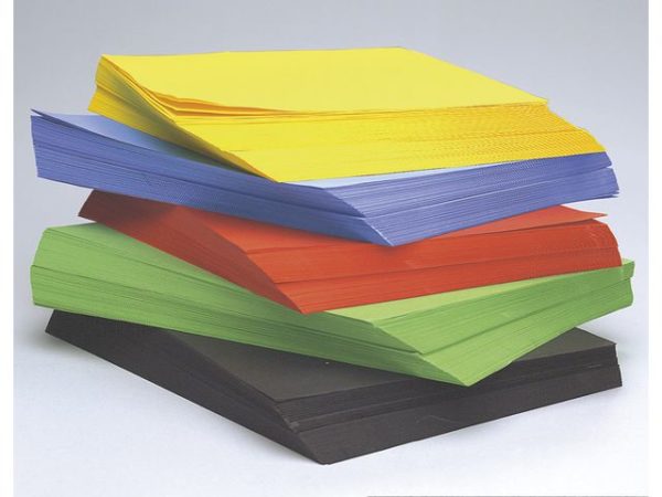 Farget papir 250 x 320 mm sort (500)